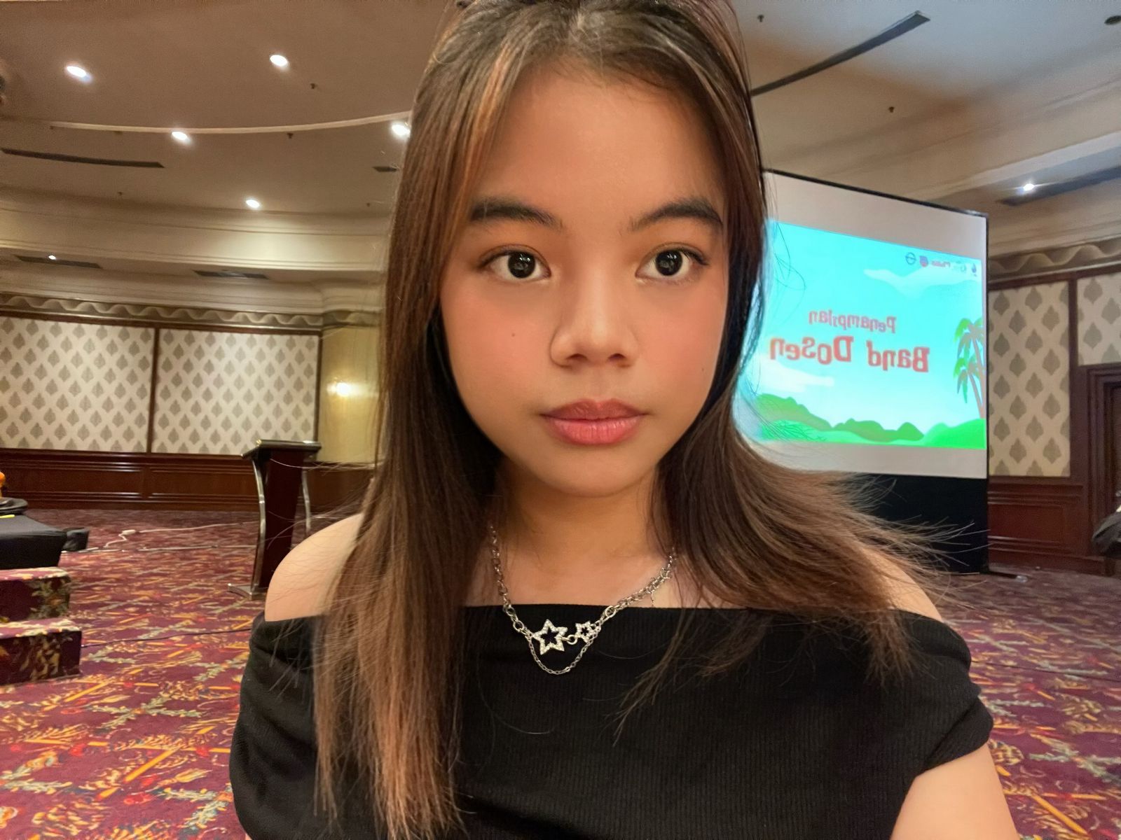 A portrait of Stephanie Mae